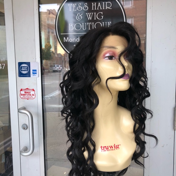 Black Wig SidePart Swisslace Long Curly 2025 main image 4